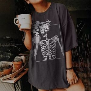 Goth Skeleton Drinking Coffee Tshirt Size Medium Womens
